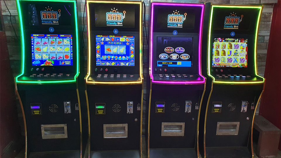 Máquina tragamonedas modelo New Maxi con pantalla de 19 pulgadas